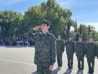 В честь празднования 30-ой годовщины образования Вооружённых сил прошел конкурс строевой подготовки